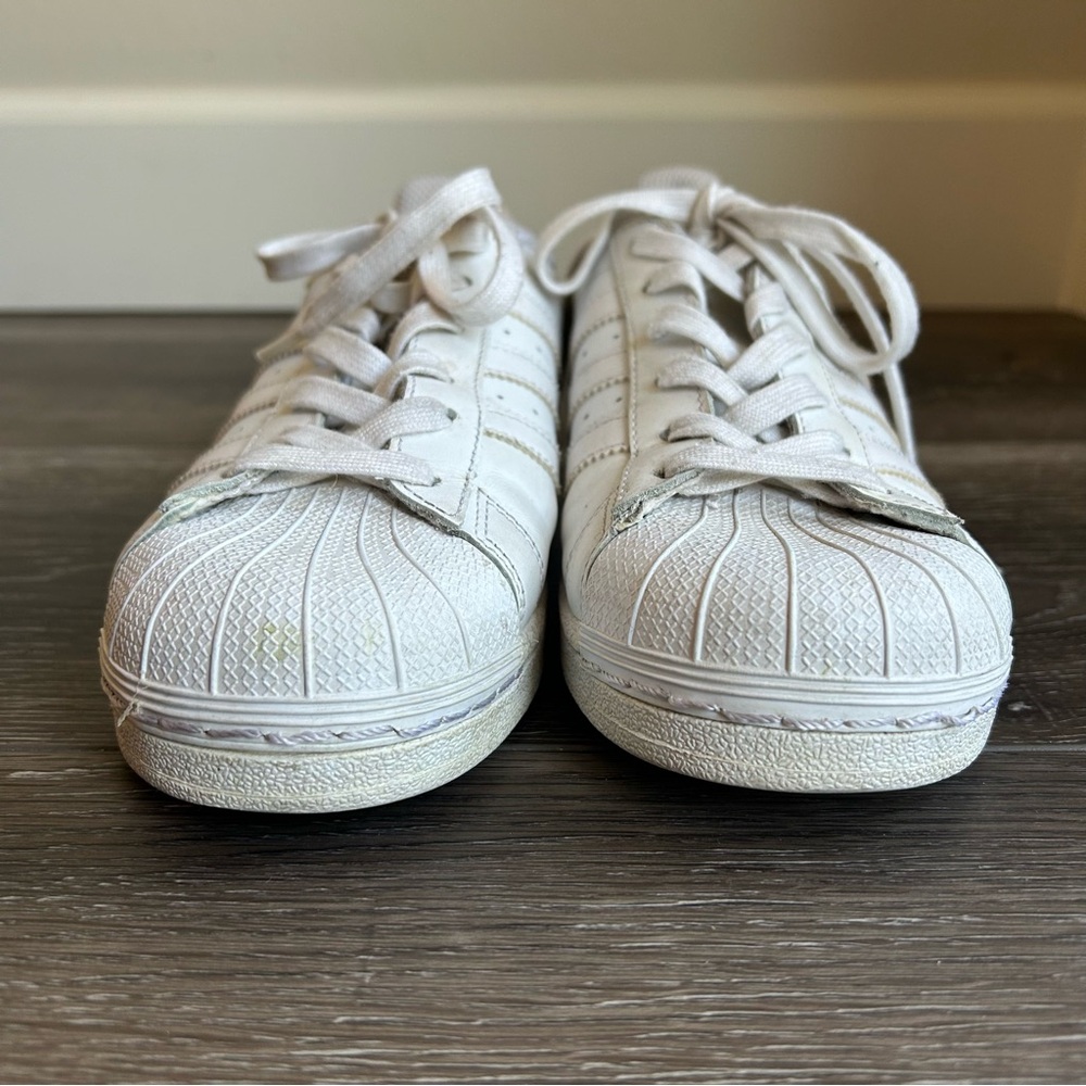 Adidas Superstar White Sneaker Size 8 - Picture 5 of 8